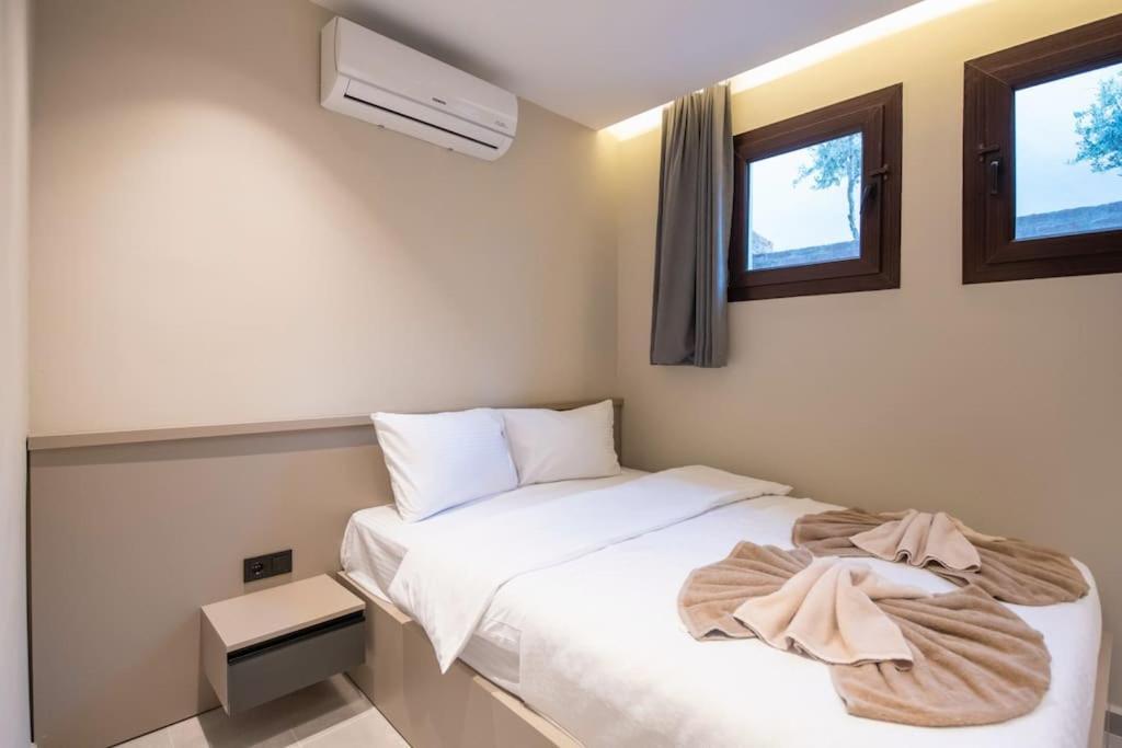 Havuzlu Korunakli Jakuzili Villa Fethiye Kültér fotó