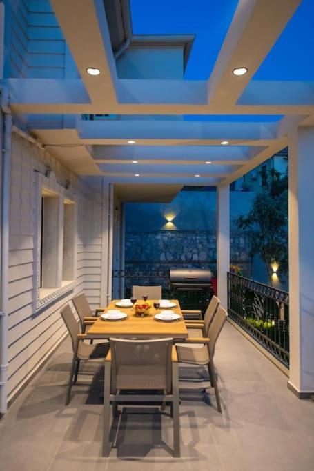 Havuzlu Korunakli Jakuzili Villa Fethiye Kültér fotó